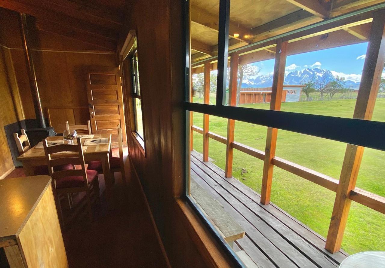 Cabanas Vista Al Paine Torres del Paine National Park ภายนอก รูปภาพ