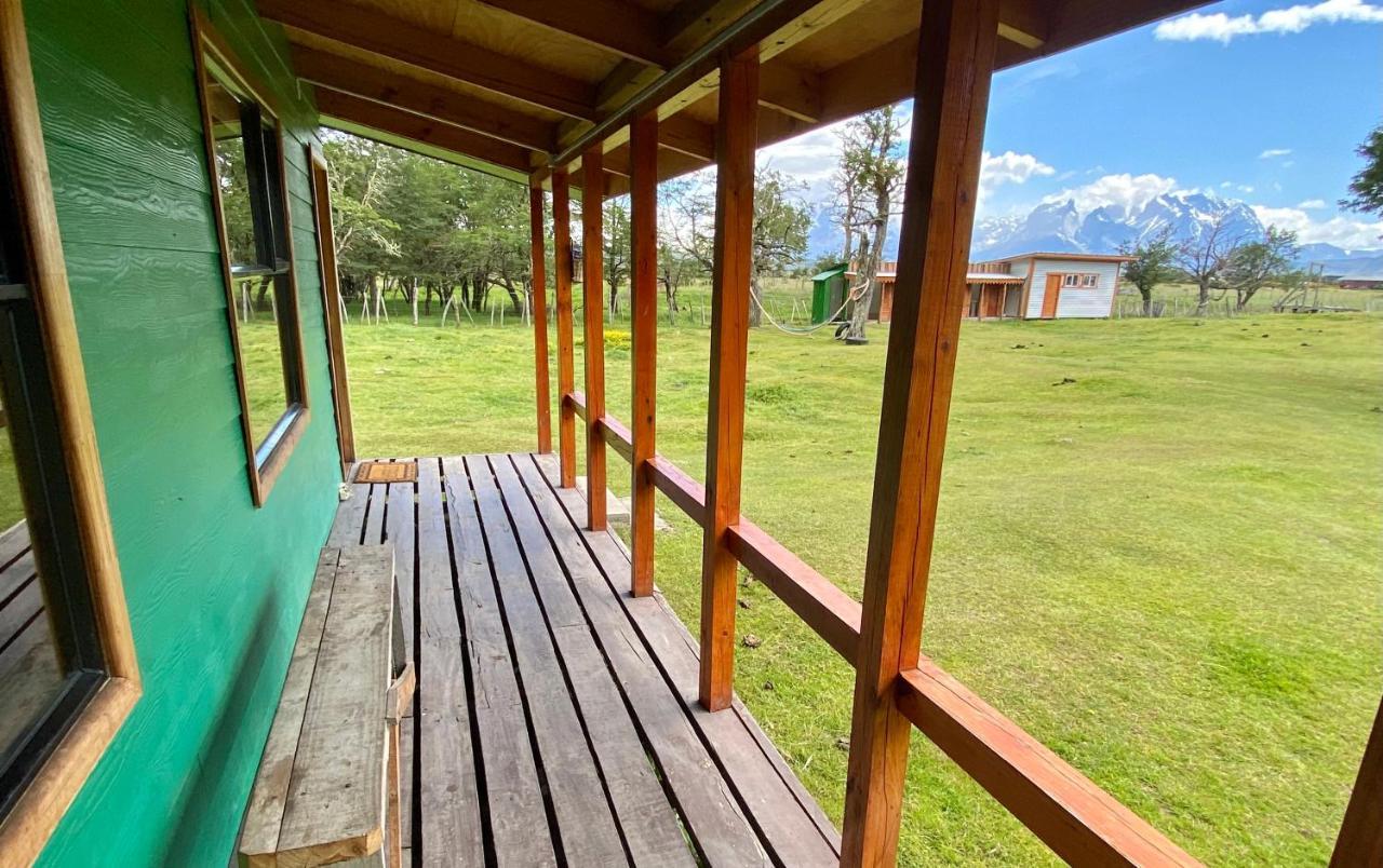 Cabanas Vista Al Paine Torres del Paine National Park ภายนอก รูปภาพ